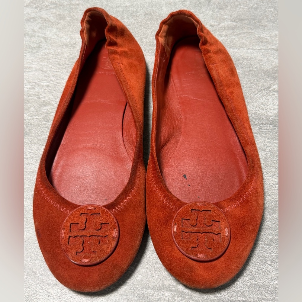 Tory Burch Minnie Travel Ballet flats in canyon orange suede Size 8.5